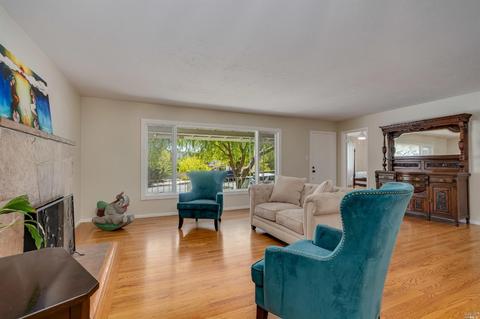 255 E L St, Benicia, CA 94510 photo 7