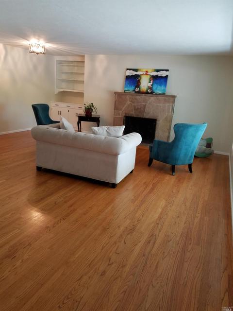 255 E L St, Benicia, CA 94510 photo 9