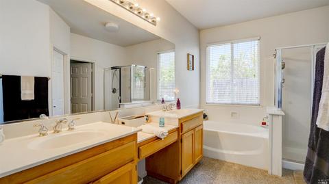 574 Ruby Dr, Vacaville, CA 95687 photo 32