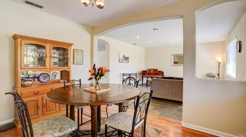 574 Ruby Dr, Vacaville, CA 95687 photo 9