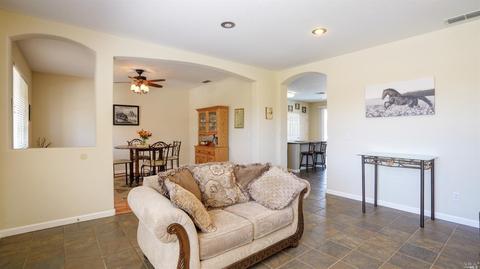 574 Ruby Dr, Vacaville, CA 95687 photo 7