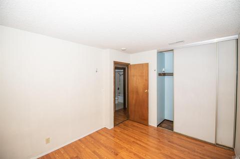 150 Elena Ct, Vallejo, CA 94589 photo 6