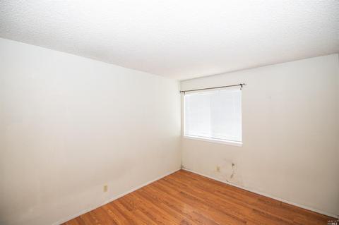150 Elena Ct, Vallejo, CA 94589 photo 5