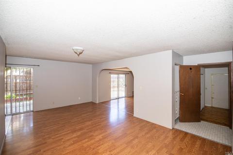 150 Elena Ct, Vallejo, CA 94589 photo 10