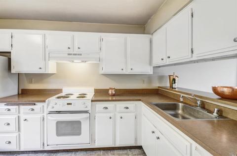 225 Second St E #17, Sonoma, CA 95476 photo 5