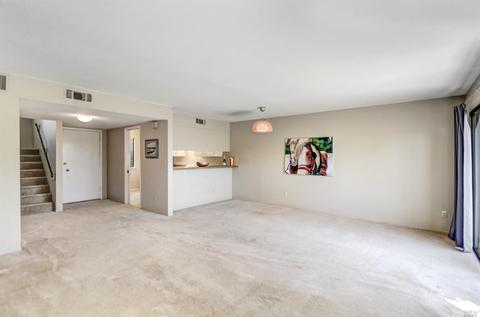 225 Second St E #17, Sonoma, CA 95476 photo 4
