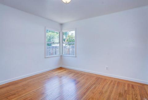 2039 Illinois St, Vallejo, CA 94590 photo 9