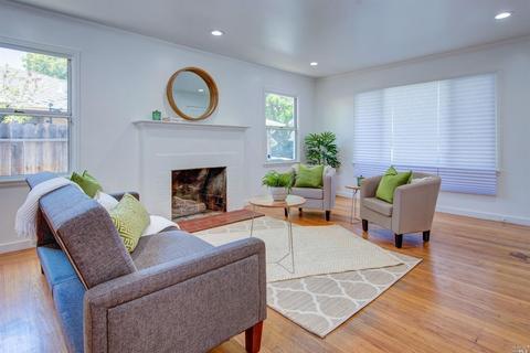 2039 Illinois St, Vallejo, CA 94590 photo 3