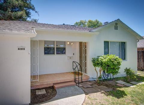 2039 Illinois St, Vallejo, CA 94590 photo 2