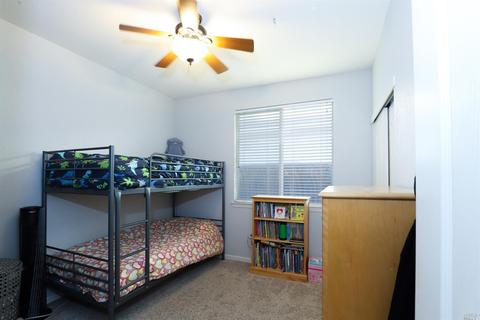 1061 Cabernet Ct, Vacaville, CA 95688 photo 17