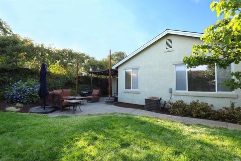 1061 Cabernet Ct, Vacaville, CA 95688 photo 27
