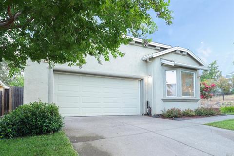 1061 Cabernet Ct, Vacaville, CA 95688 photo 3