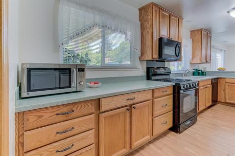 2824 Barton Pl, Fairfield, CA 94534 photo 10
