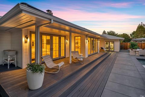 865 4th St E, Sonoma, CA 95476 photo 2