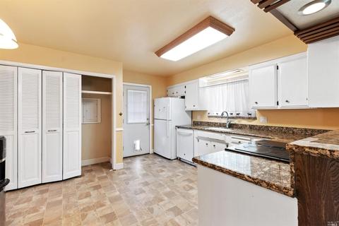 1205 Marwen Dr, Ukiah, CA 95482 photo 18