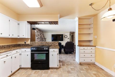 1205 Marwen Dr, Ukiah, CA 95482 photo 19