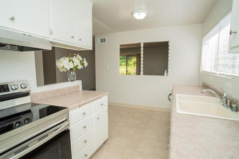 430 Mini Dr, Vallejo, CA 94589 photo 9
