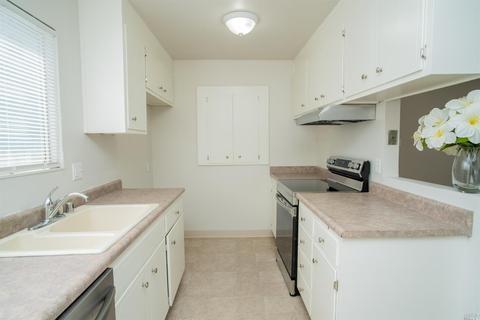 430 Mini Dr, Vallejo, CA 94589 photo 8