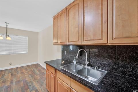 833 Oakwood Ave, Vallejo, CA 94591 photo 13
