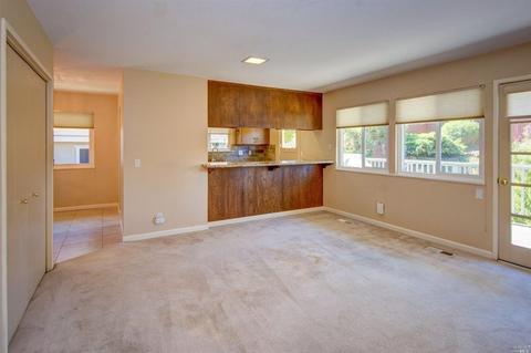 607 Fleming Ave E, Vallejo, CA 94591 photo 16