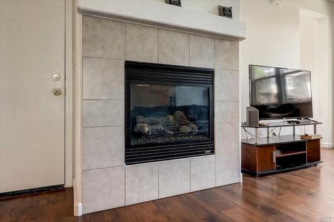 1636 Glenmore Dr, Fairfield, CA 94533 photo 8