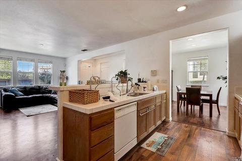 1636 Glenmore Dr, Fairfield, CA 94533 photo 12