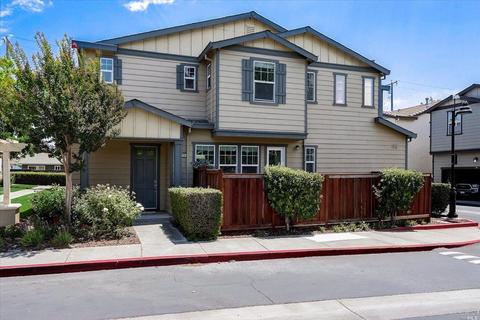 1636 Glenmore Dr, Fairfield, CA 94533 photo 1