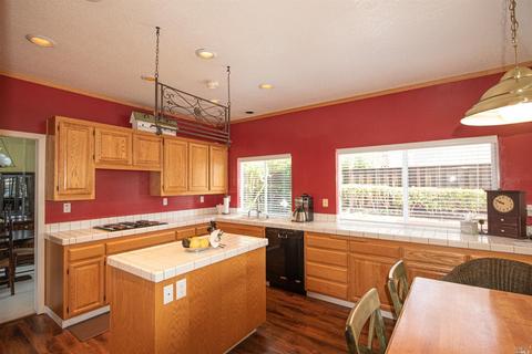 505 Leafhaven Ln, Windsor, CA 95492 photo 4