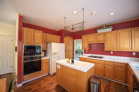 505 Leafhaven Ln, Windsor, CA 95492 photo 5