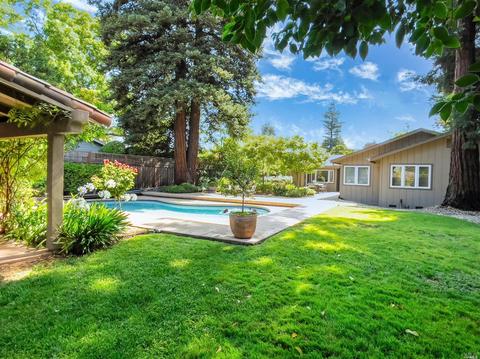 995 5th St E, Sonoma, CA 95476 photo 4