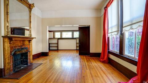 19 Pine St, San Rafael, CA 94901 photo 2