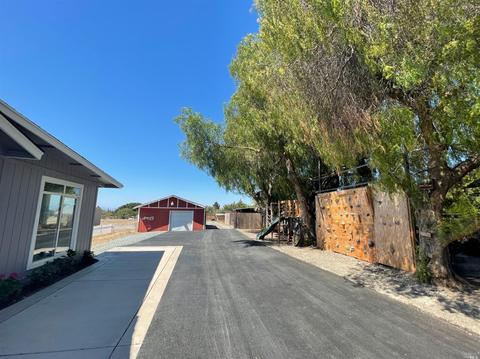 444 Pacifica Ave, Bay Point, CA 94565 photo 4