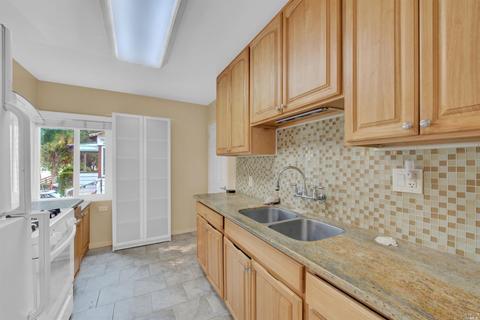 129 El Monte Ave, Vallejo, CA 94591 photo 10