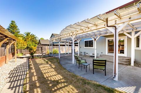 124 Los Robles Ave, Windsor, CA 95492 photo 53