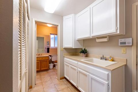 124 Los Robles Ave, Windsor, CA 95492 photo 19