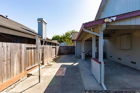 124 Los Robles Ave, Windsor, CA 95492 photo 60