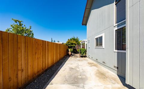 124 Los Robles Ave, Windsor, CA 95492 photo 49