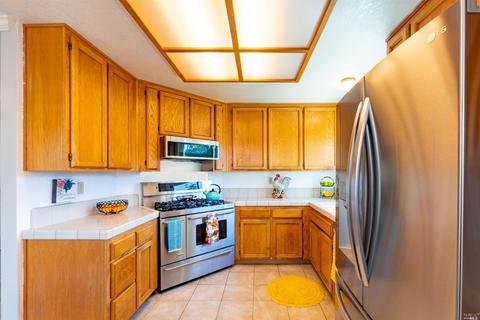 124 Los Robles Ave, Windsor, CA 95492 photo 17