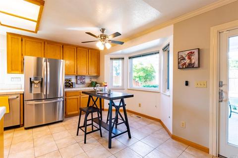 124 Los Robles Ave, Windsor, CA 95492 photo 15