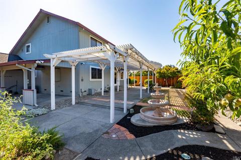 124 Los Robles Ave, Windsor, CA 95492 photo 58