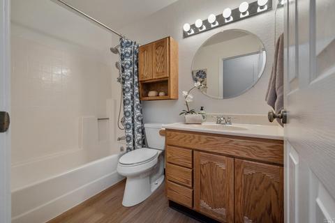 852 Bond Pl, Windsor, CA 95492 photo 12