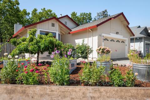 852 Bond Pl, Windsor, CA 95492 photo 2