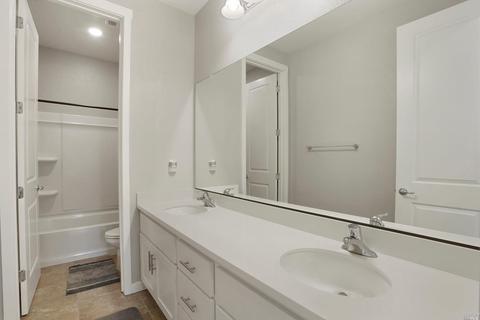 684 Jade Way, Fairfield, CA 94534 photo 29