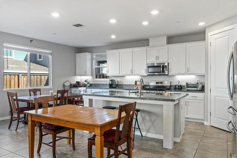 684 Jade Way, Fairfield, CA 94534 photo 10