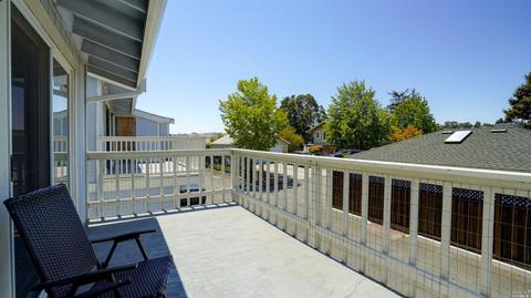 341 E T St, Benicia, CA 94510 photo 17