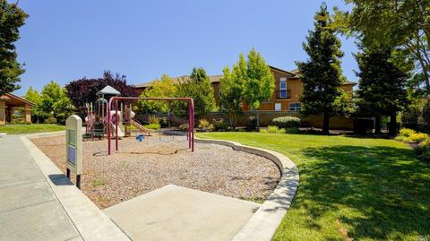 7804 Caracena Ct, Vallejo, CA 94591 photo 46