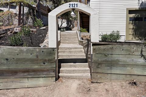 2121 Orange St, Martinez, CA 94553 photo 25