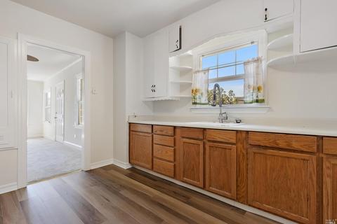 2121 Orange St, Martinez, CA 94553 photo 7