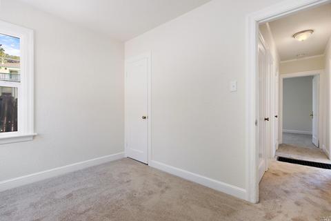 2121 Orange St, Martinez, CA 94553 photo 14