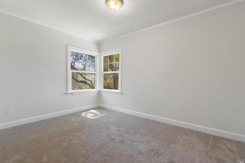 2121 Orange St, Martinez, CA 94553 photo 10